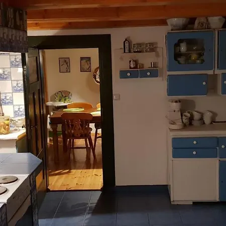Nad Wierzbowym Stawem Country house Swierznica